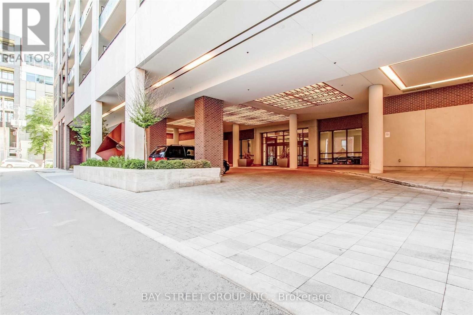 Photo 4 of Ph 112 460 Adelaide Street E, Toronto ON