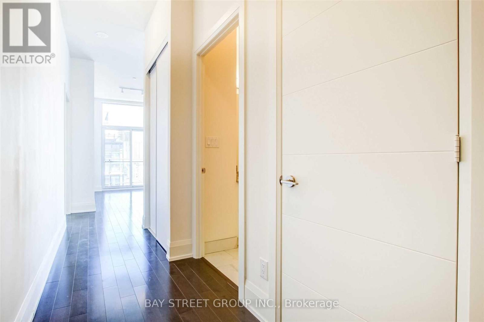 Photo 8 of Ph 112 460 Adelaide Street E, Toronto ON