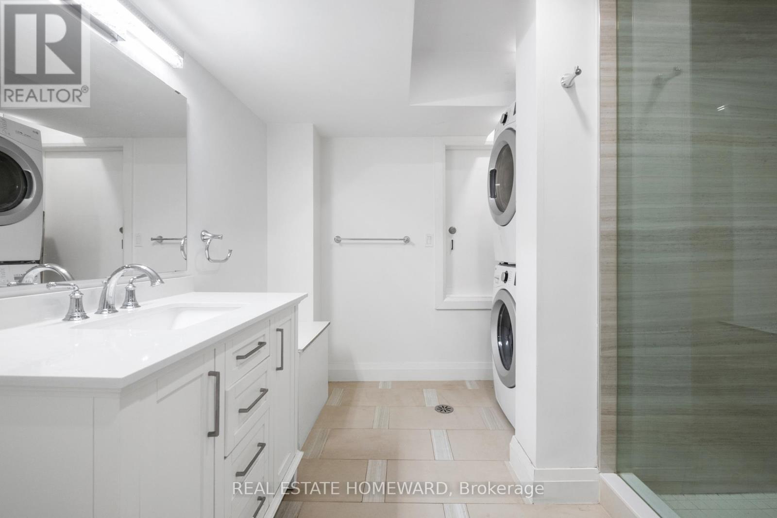 Photo 11 of Basement 52 Garnock Avenue, Toronto ON