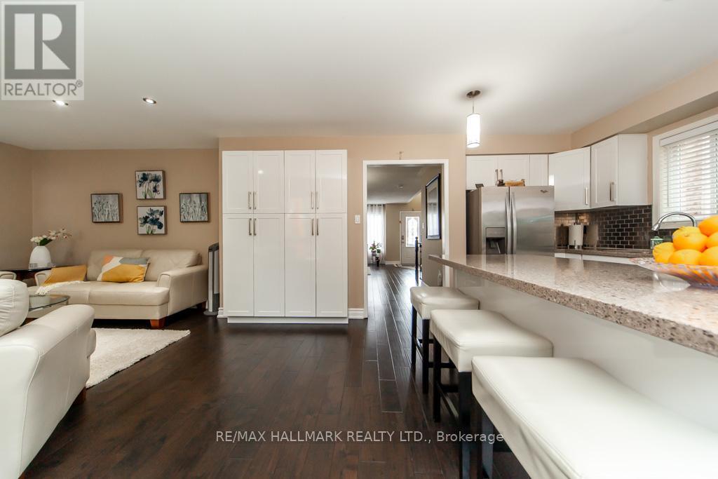 Photo 11 of 73 Armitage Crescent, Ajax ON