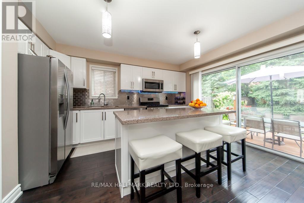 Photo 18 of 73 Armitage Crescent, Ajax ON
