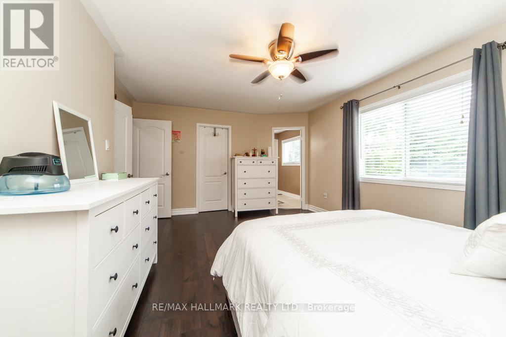 Photo 26 of 73 Armitage Crescent, Ajax ON