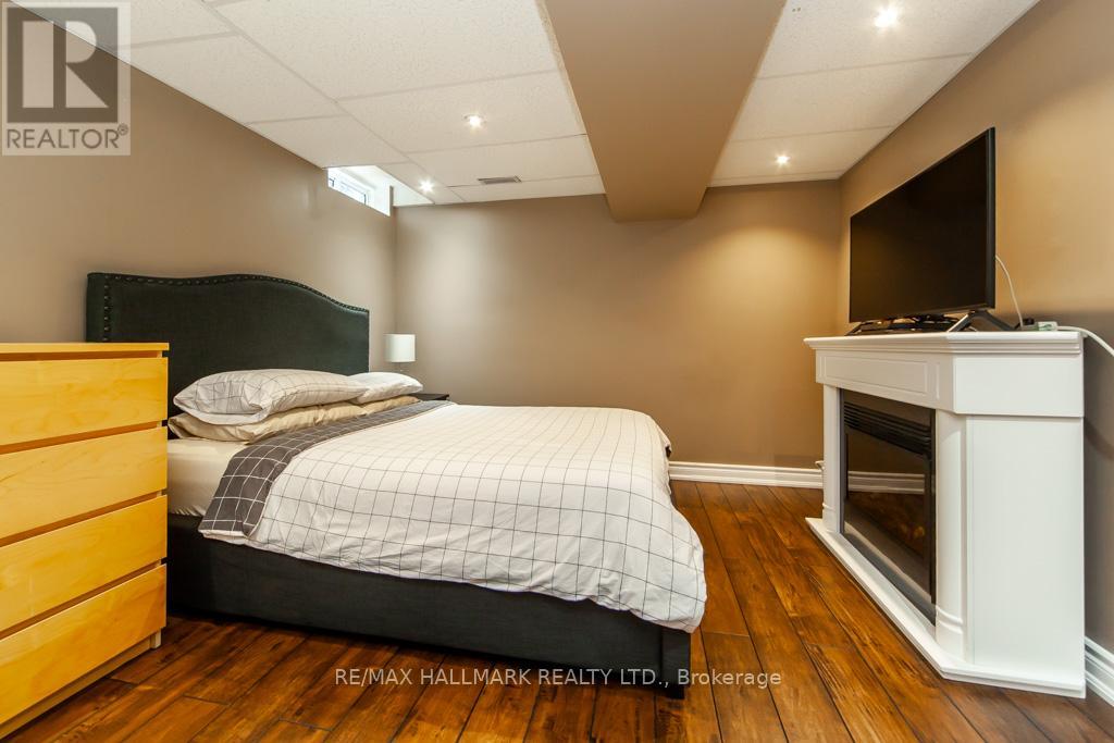Photo 39 of 73 Armitage Crescent, Ajax ON