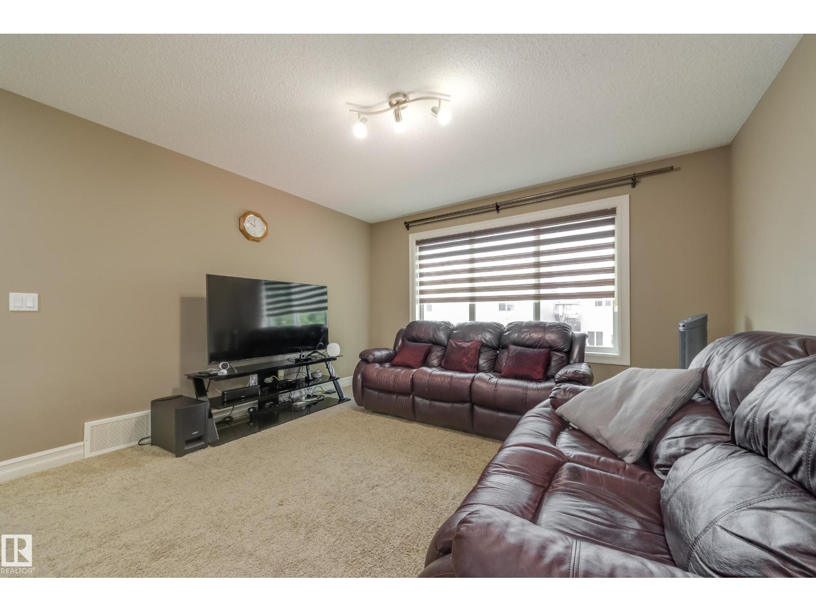 Photo 32 of 11605 16 A Av Sw, Edmonton AB