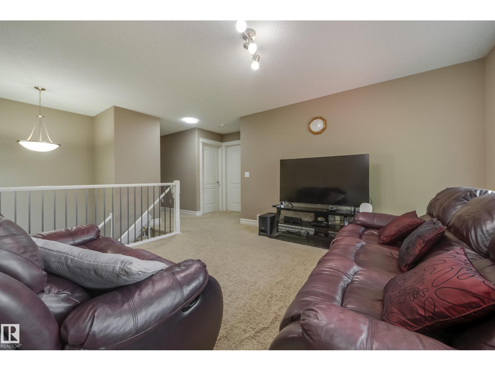 Photo 33 of 11605 16 A Av Sw, Edmonton AB
