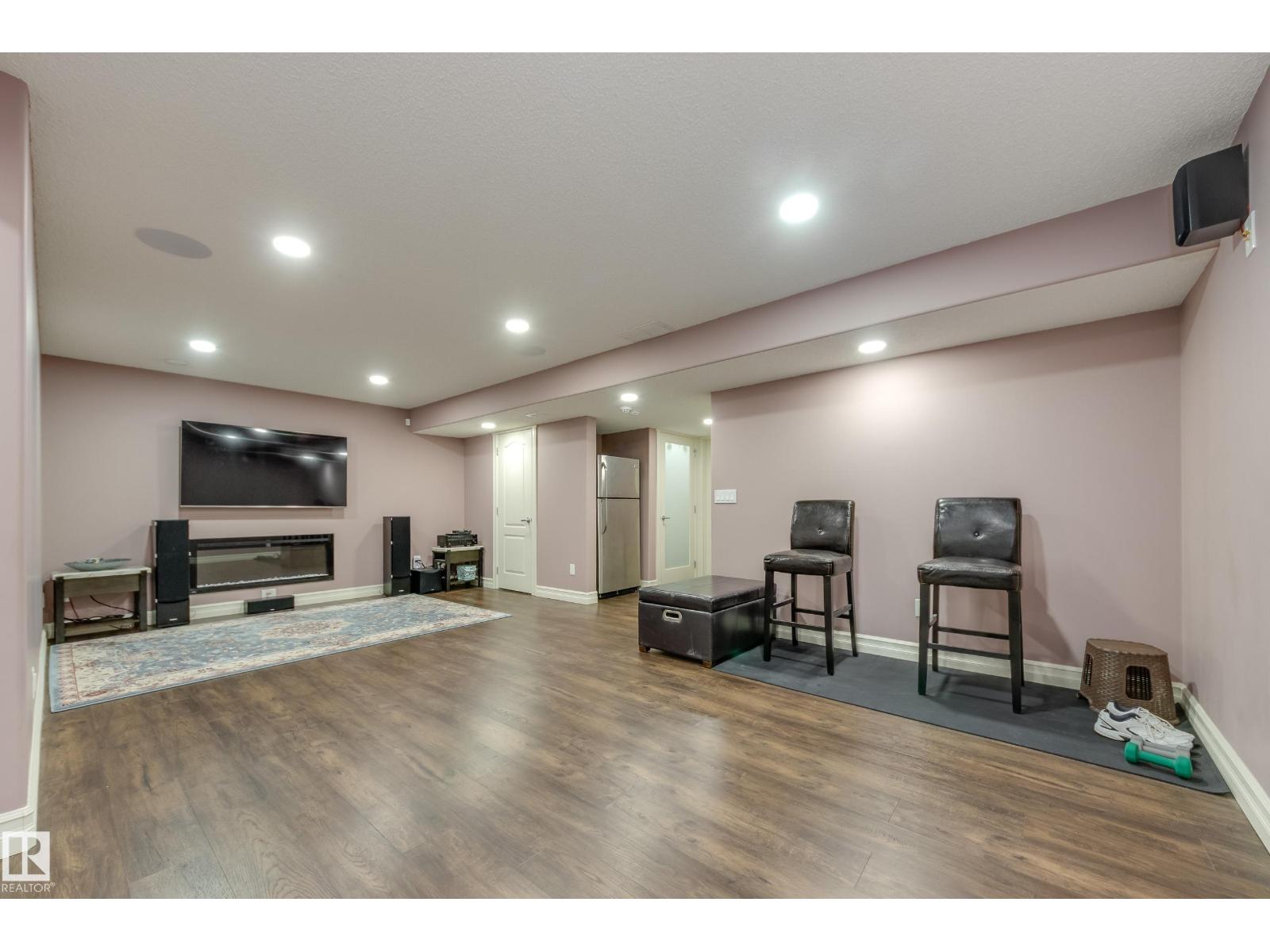 Photo 34 of 11605 16 A Av Sw, Edmonton AB