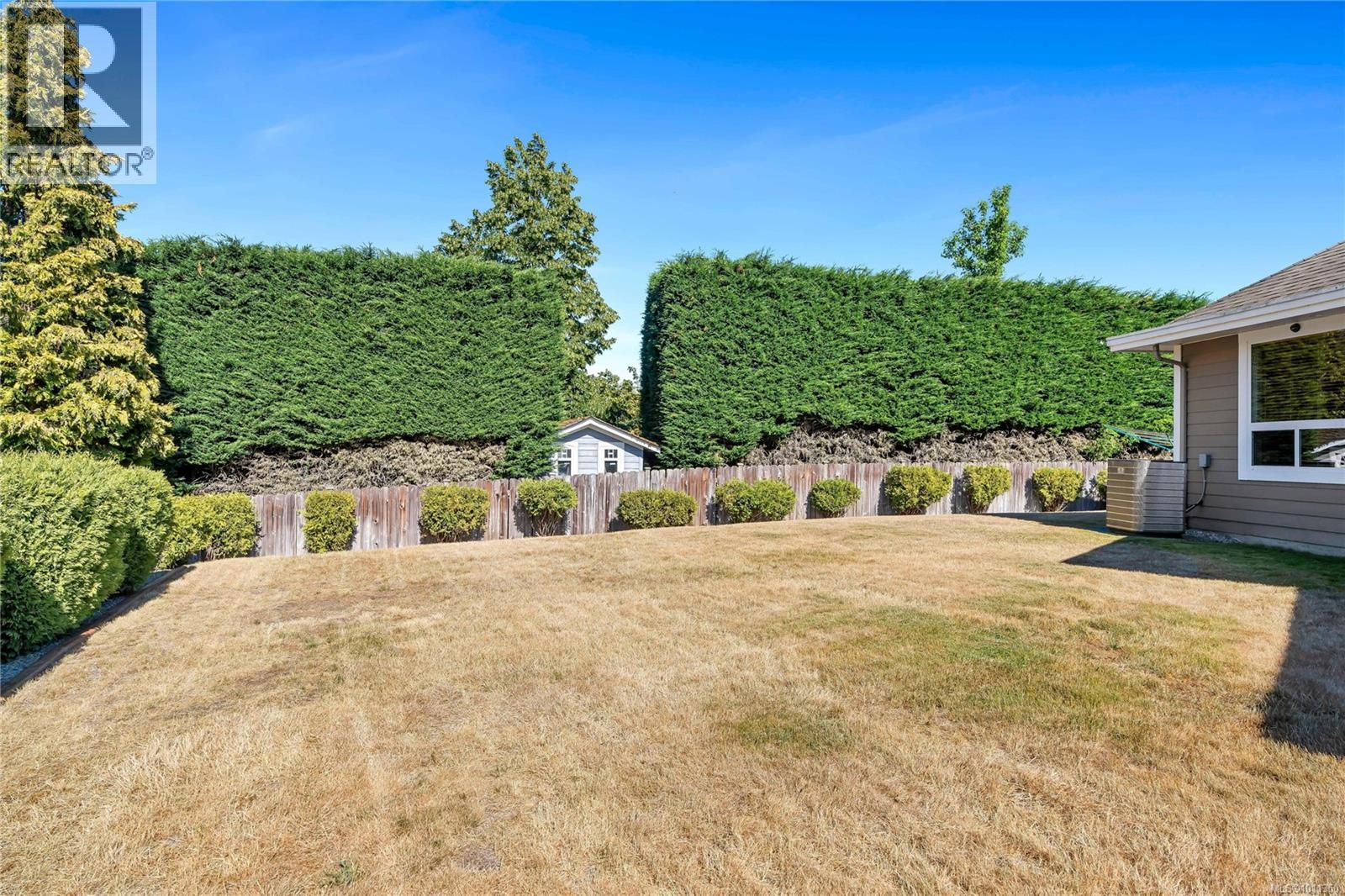 6797 Hampton Pl, Duncan