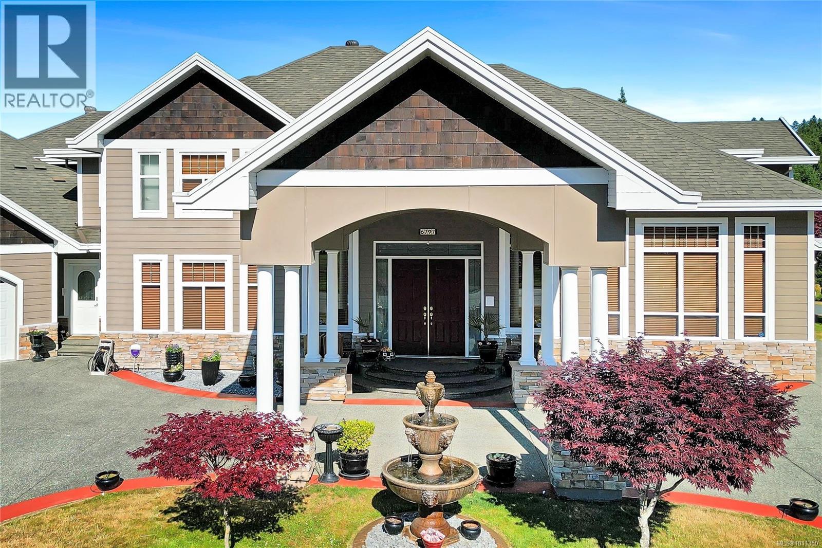 6797 Hampton Pl, Duncan