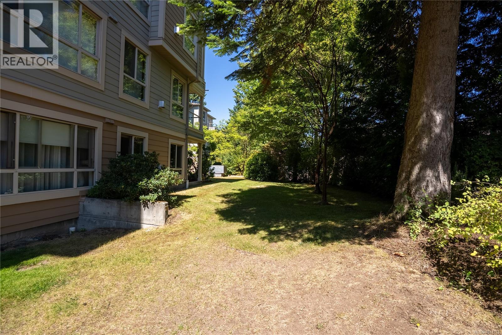 Photo 12 of 110 121 Aldersmith Pl, View Royal BC