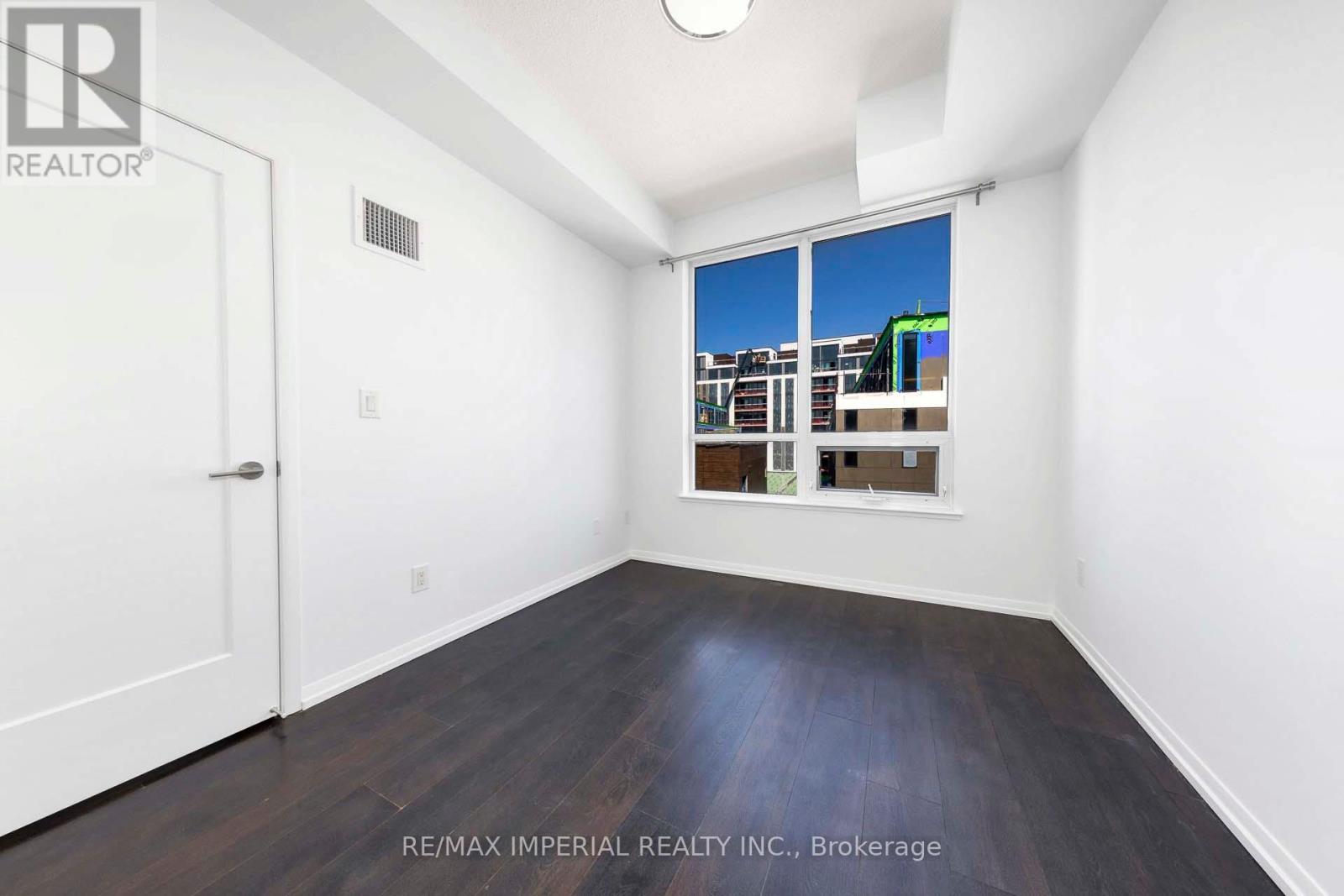 Photo 11 of 530 540 Bur Oak Avenue, Markham ON