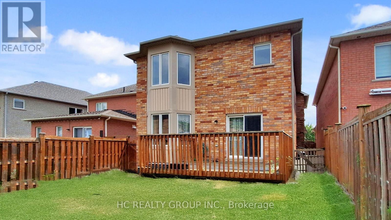 Photo 45 of 67 Melbourne Drive, Richmond Hill ON