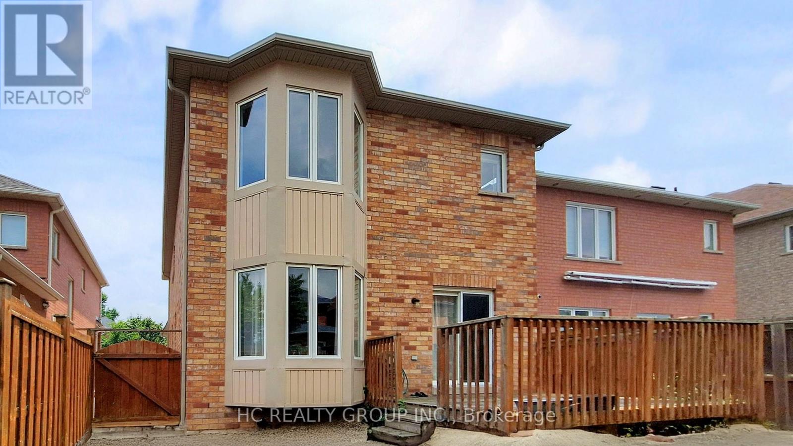 Photo 46 of 67 Melbourne Drive, Richmond Hill ON