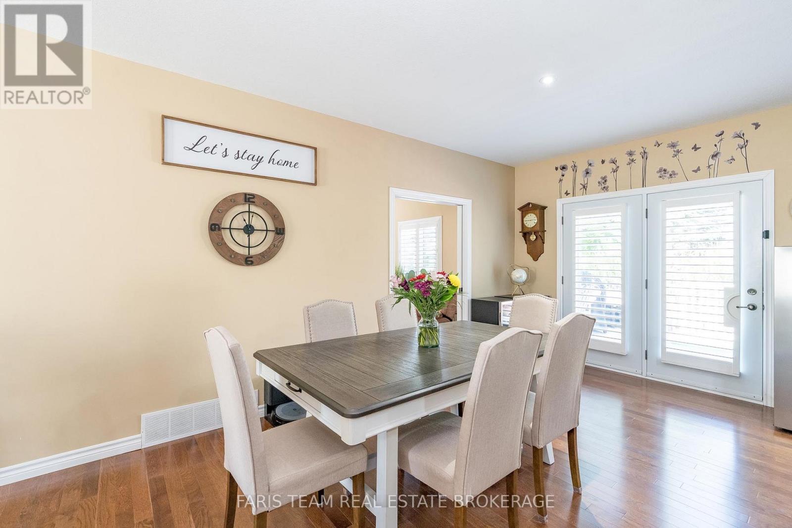 Photo 19 of 2 Grew Crescent, Penetanguishene ON