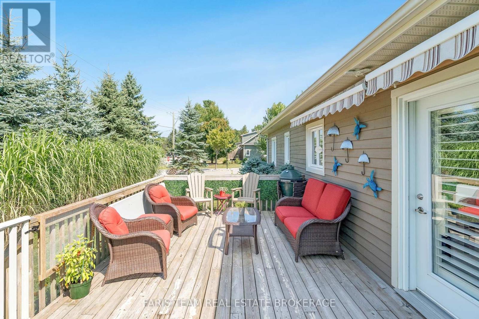 Photo 12 of 2 Grew Crescent, Penetanguishene ON