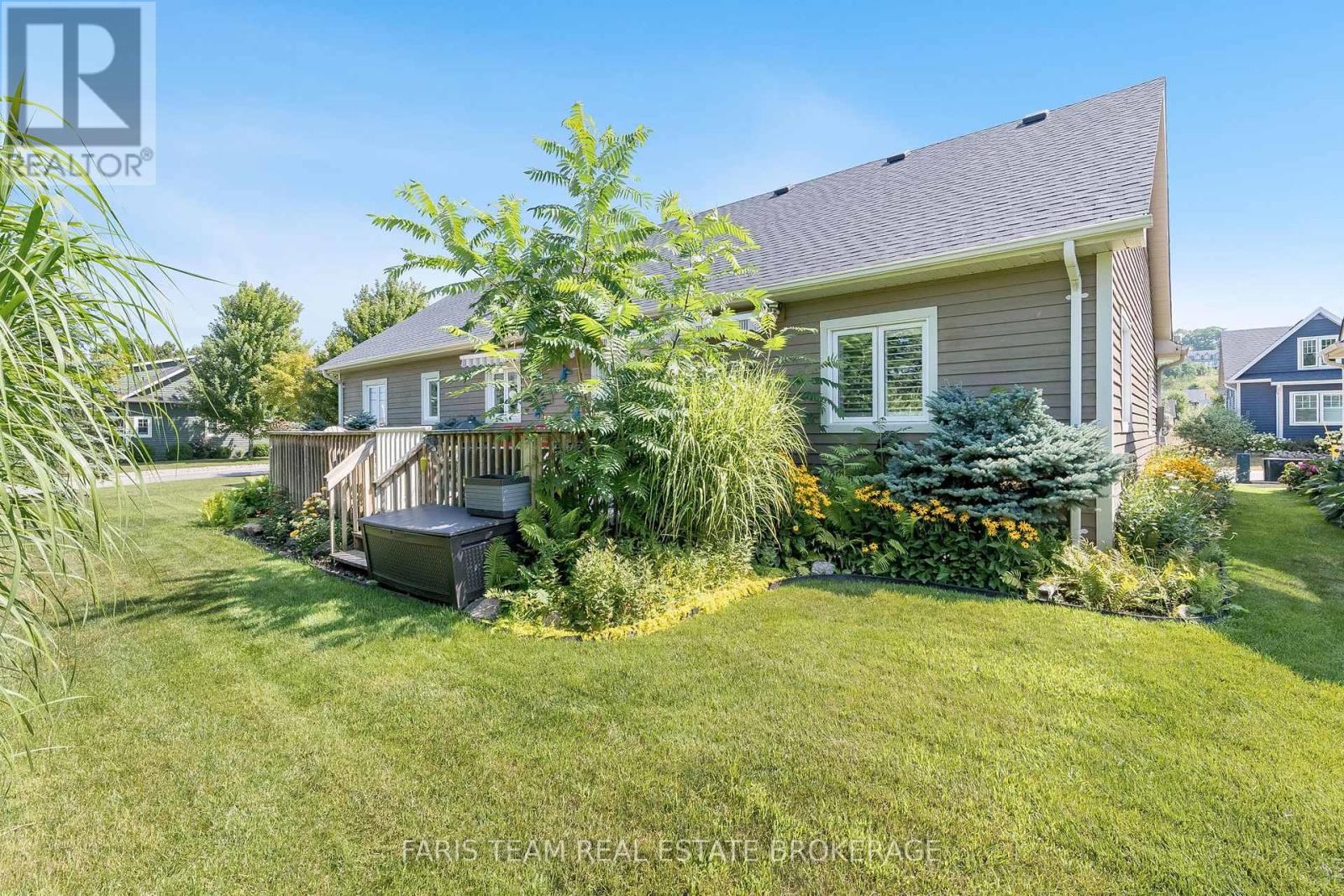 Photo 31 of 2 Grew Crescent, Penetanguishene ON