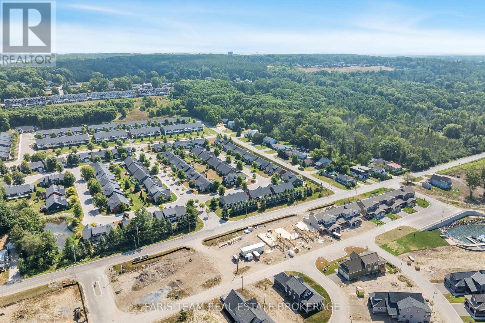 Photo 17 of 2 Grew Crescent, Penetanguishene ON
