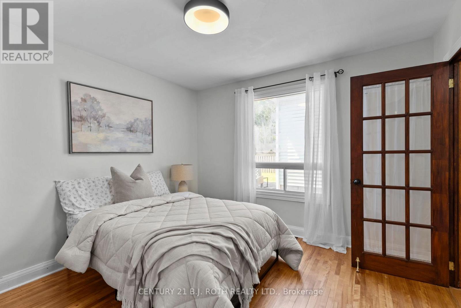 Photo 14 of 307 Linwood Avenue, Orillia ON