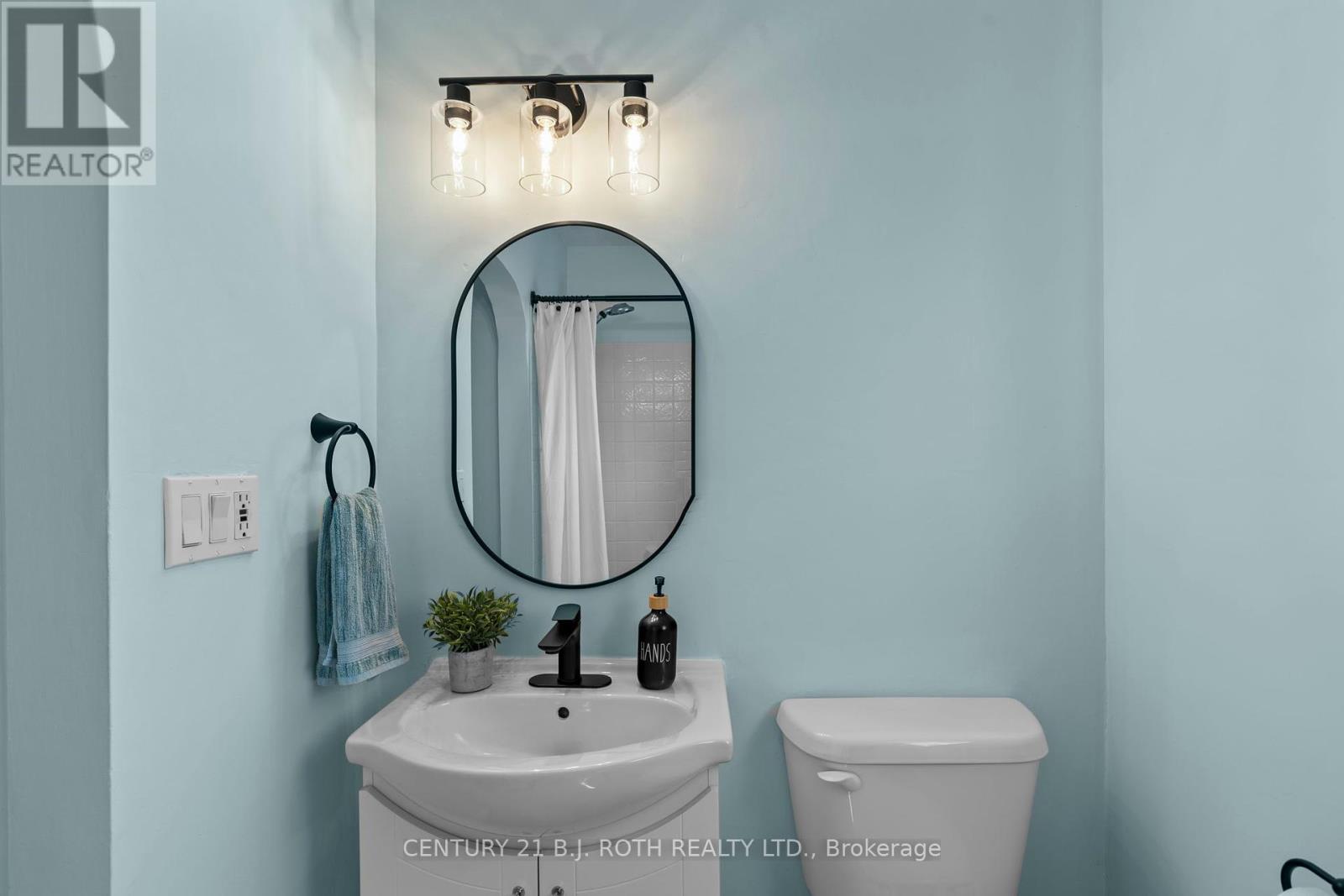 Photo 17 of 307 Linwood Avenue, Orillia ON