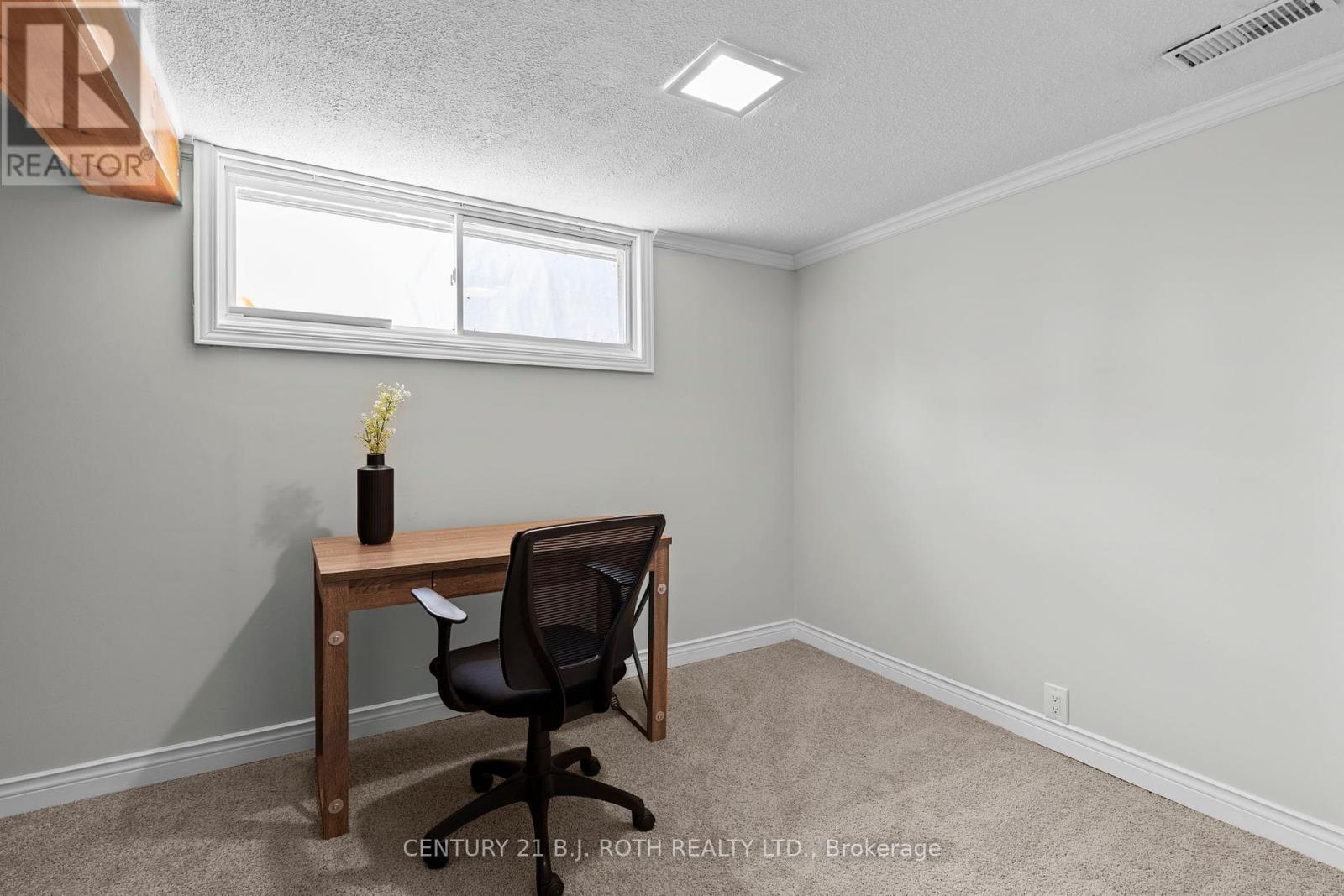Photo 20 of 307 Linwood Avenue, Orillia ON