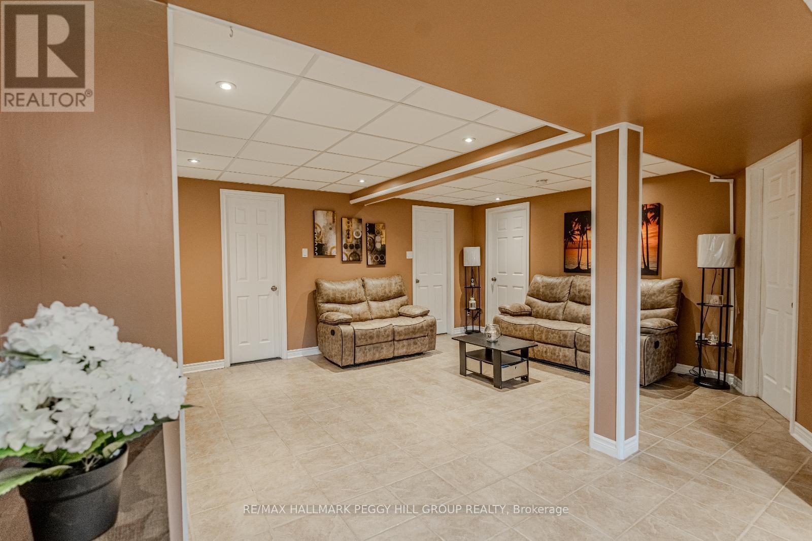 Photo 13 of 68 Coughlin Road, Barrie ON