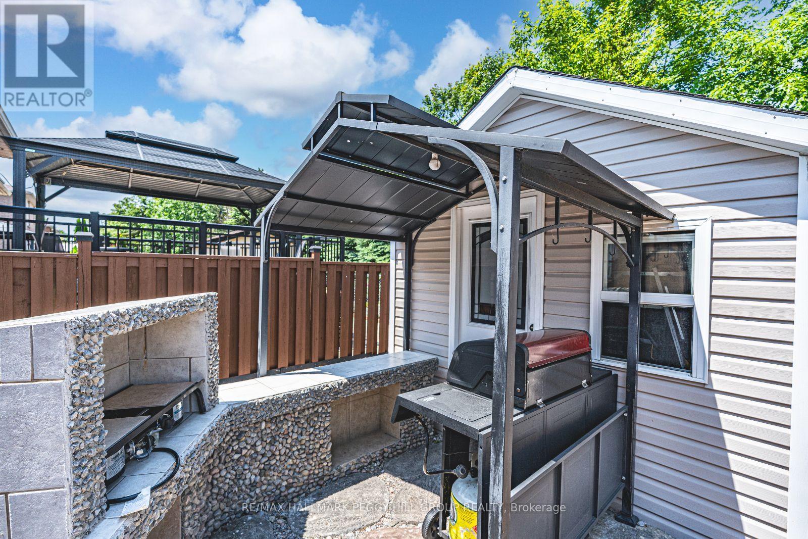 Photo 23 of 68 Coughlin Road, Barrie ON