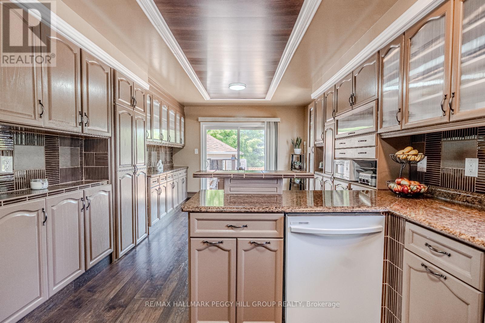 Photo 4 of 68 Coughlin Road, Barrie ON