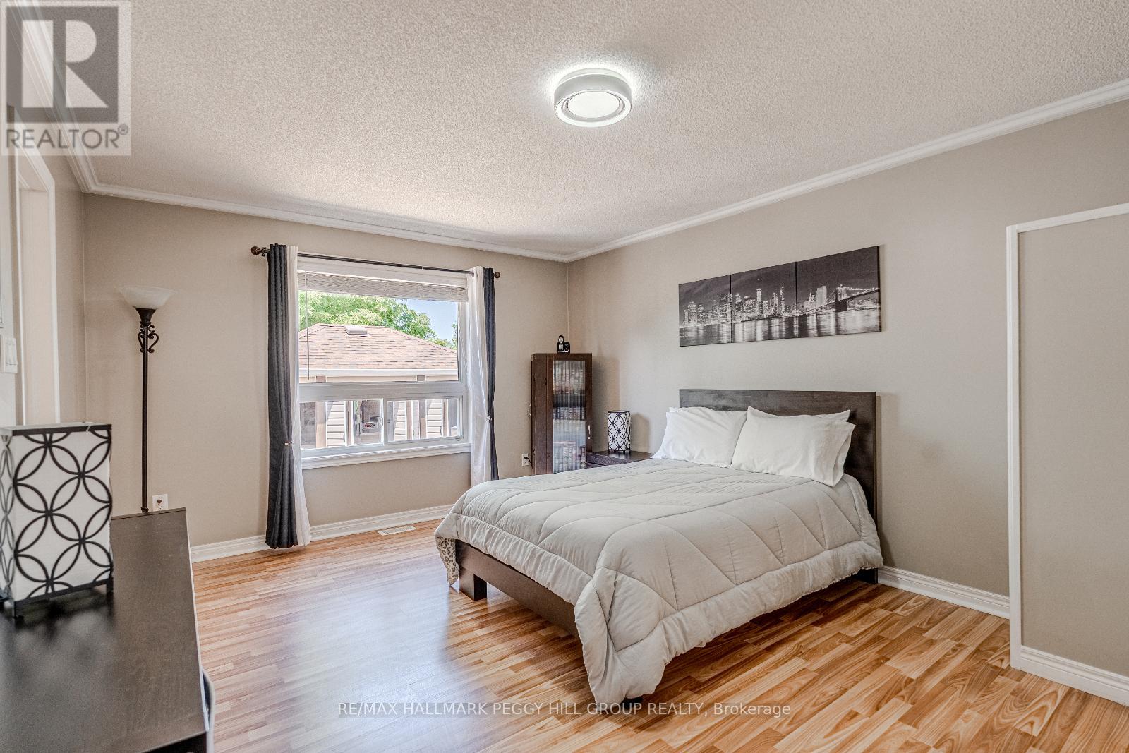 Photo 7 of 68 Coughlin Road, Barrie ON