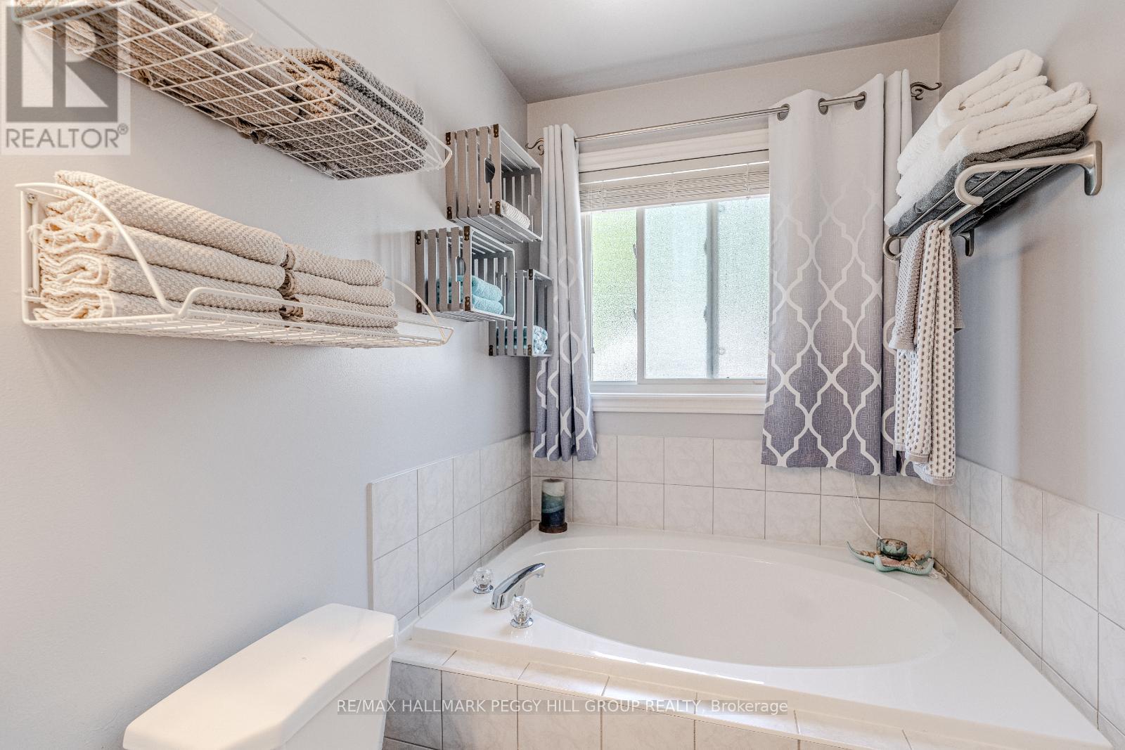 Photo 9 of 68 Coughlin Road, Barrie ON