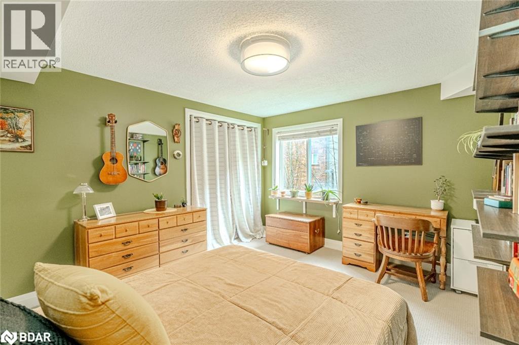 Photo 1 of 117 Edgehill Drive Unit 203, Barrie ON