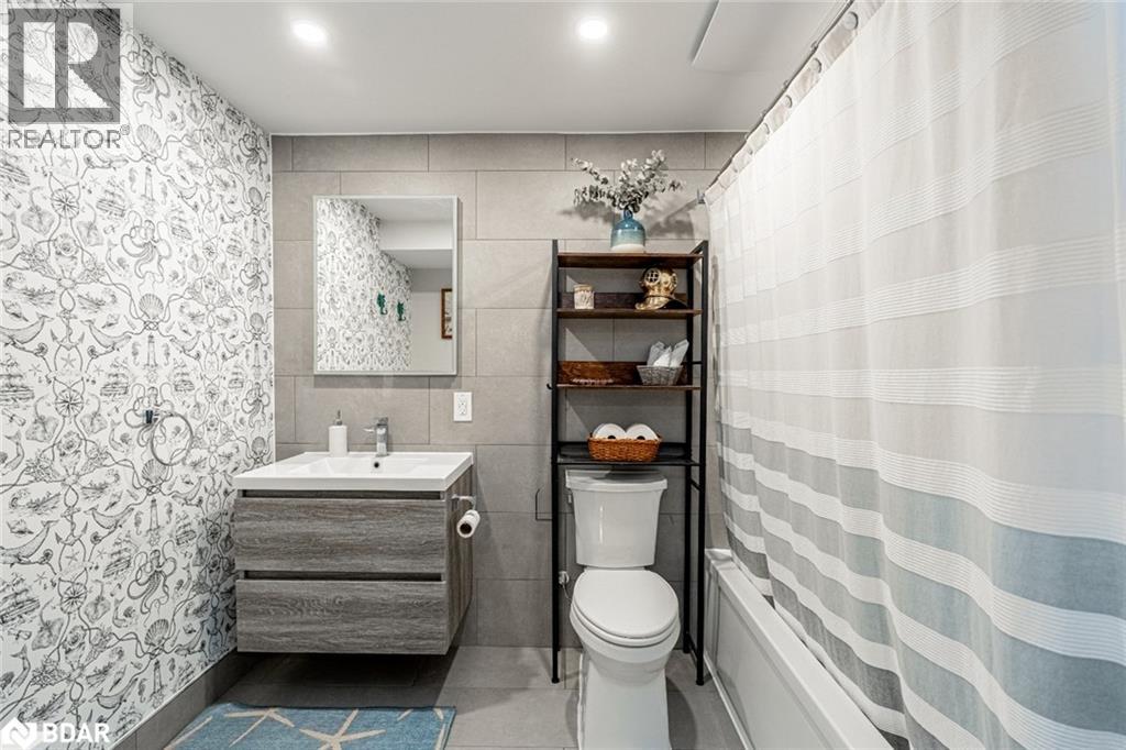 Photo 17 of 117 Edgehill Drive Unit 203, Barrie ON