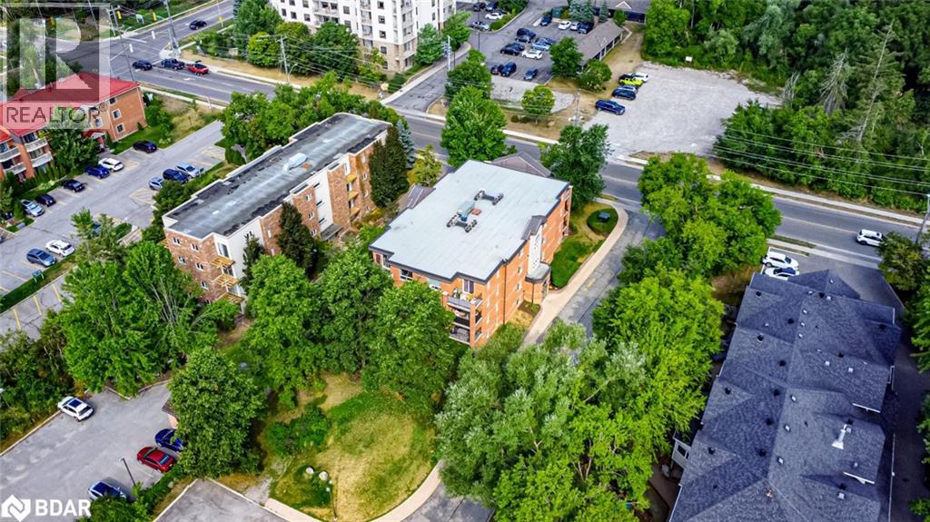 Photo 5 of 117 Edgehill Drive Unit 203, Barrie ON