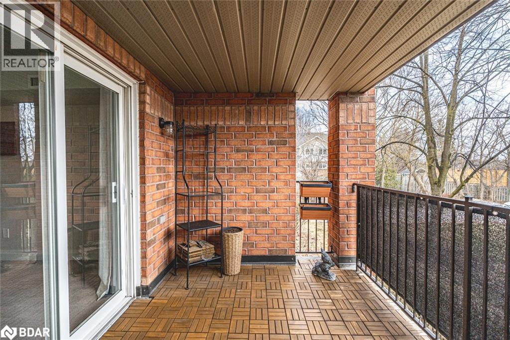 Photo 8 of 117 Edgehill Drive Unit 203, Barrie ON