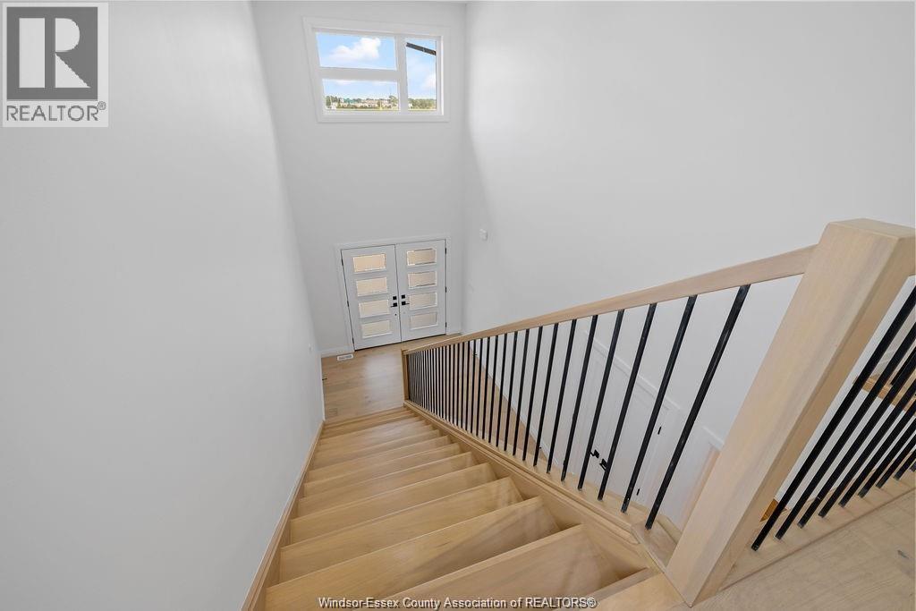 Photo 15 of 8040 Meo Boulevard, Lasalle ON