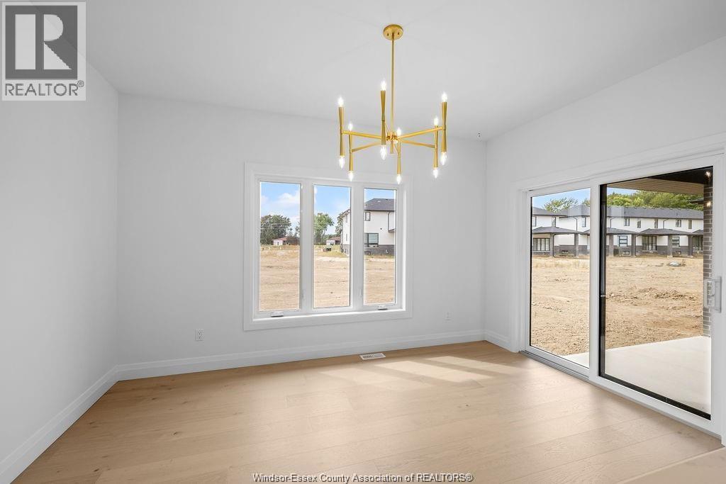 Photo 5 of 8040 Meo Boulevard, Lasalle ON