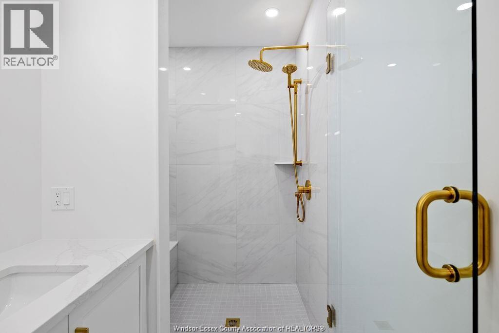 Photo 26 of 8040 Meo Boulevard, Lasalle ON