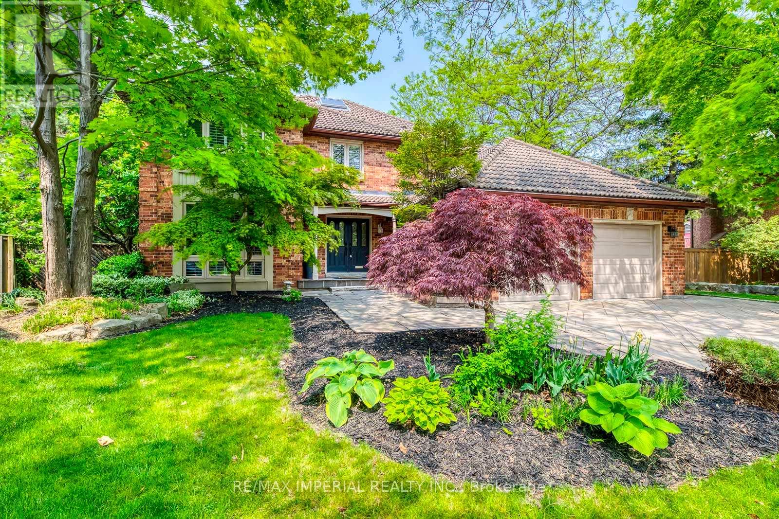 Photo 16 of 341 Acacia Court, Oakville ON