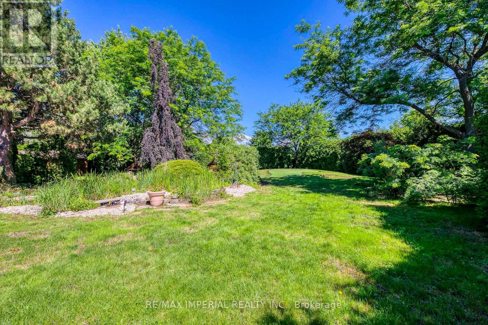 Photo 8 of 341 Acacia Court, Oakville ON