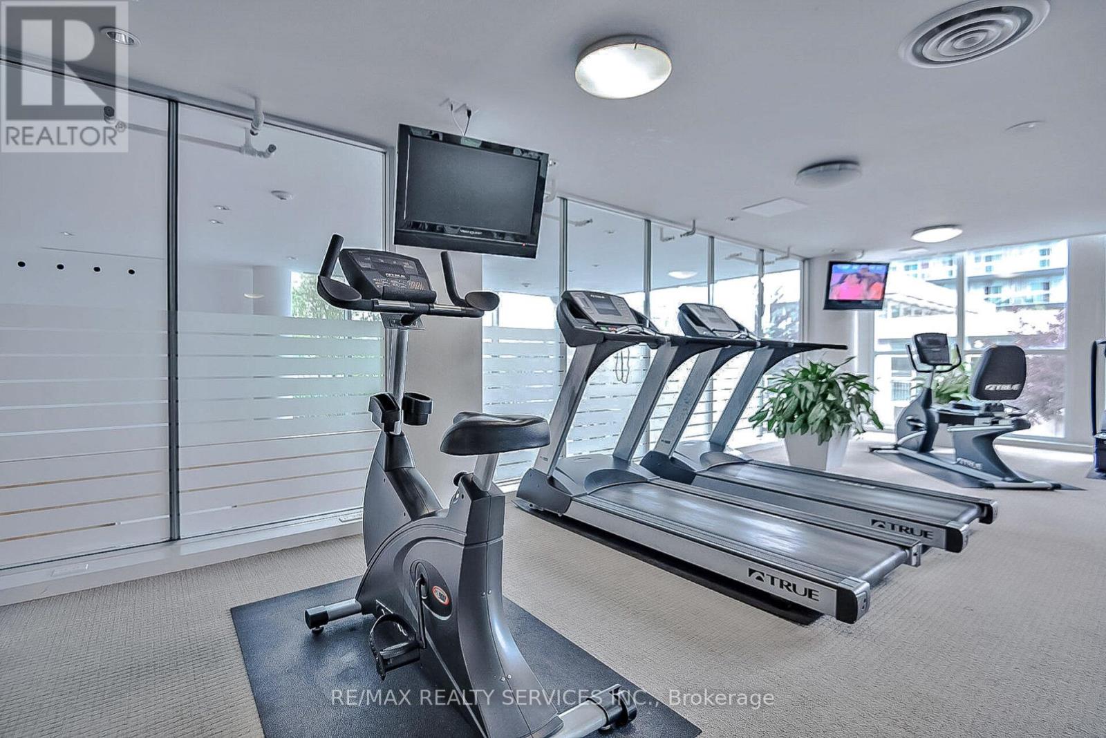 Photo 30 of 810 225 Webb Drive, Mississauga ON