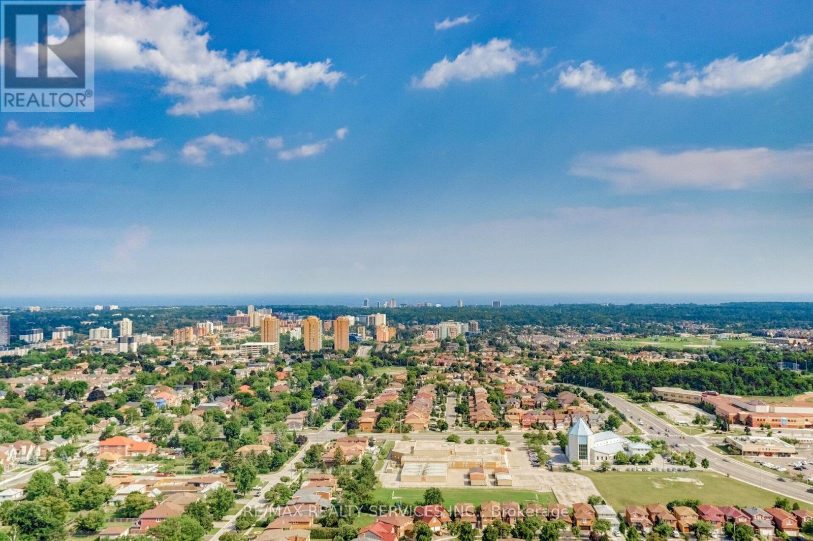 Photo 38 of 810 225 Webb Drive, Mississauga ON