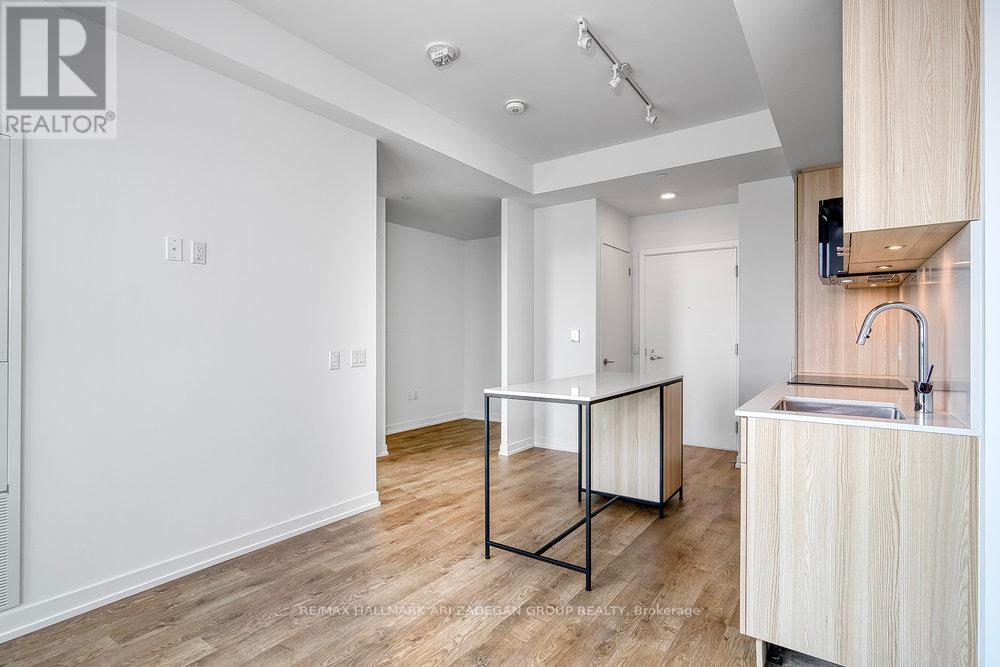 Photo 7 of 814 251 Masonry Way, Mississauga ON