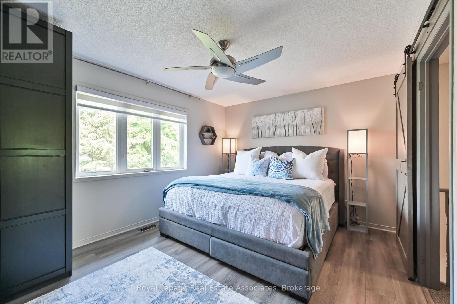 Photo 20 of 7514 Black Walnut Trail, Mississauga ON