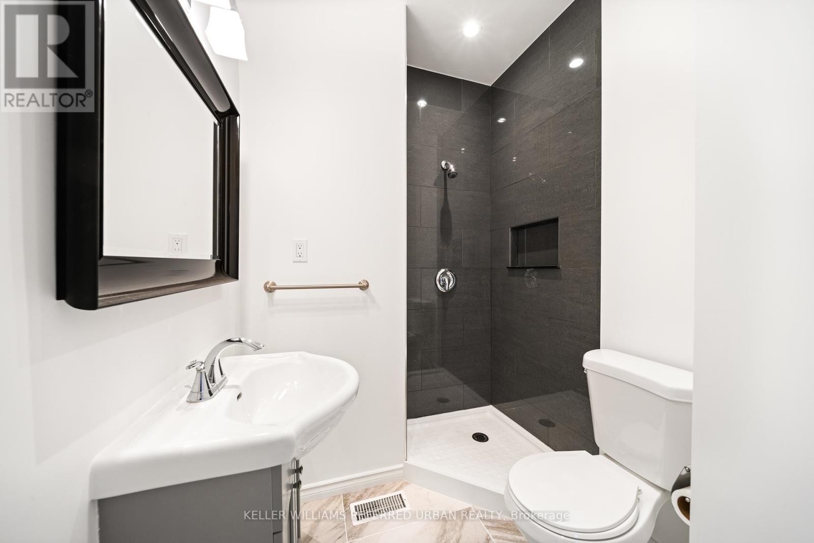 Photo 12 of 1078 Dovercourt Road, Toronto ON