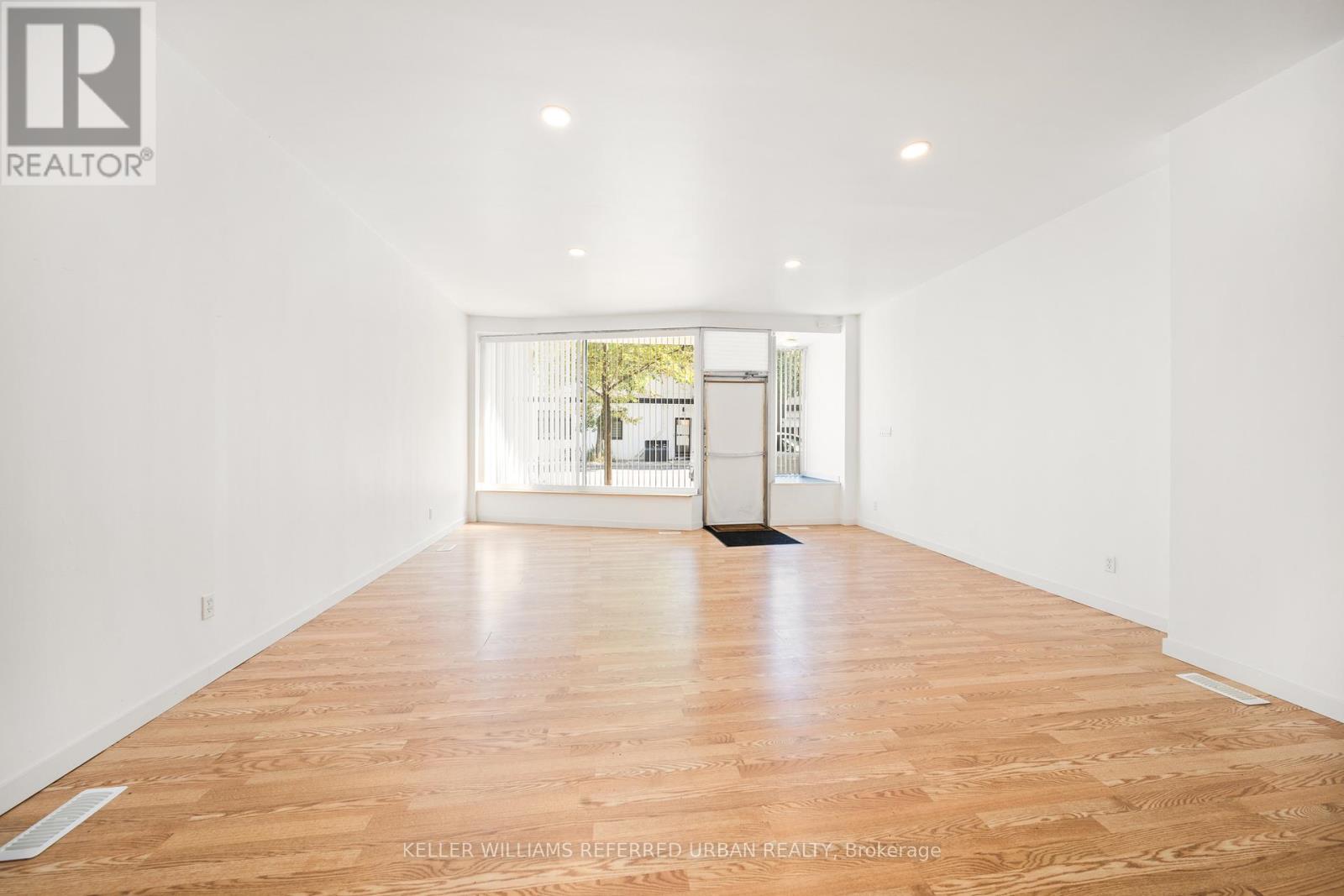Photo 6 of 1078 Dovercourt Road, Toronto ON