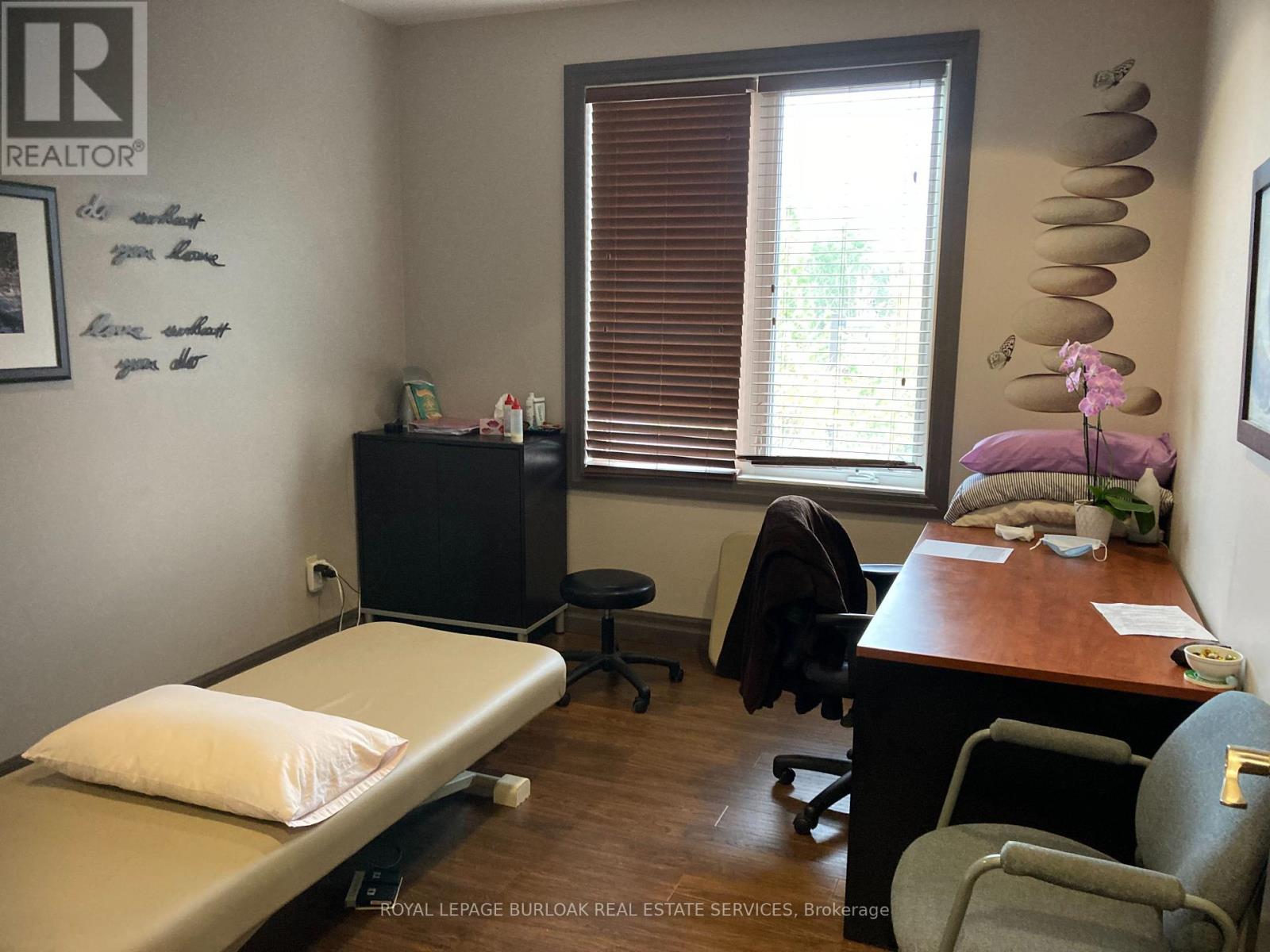 Photo 15 of 1066 Brant Street, Burlington ON
