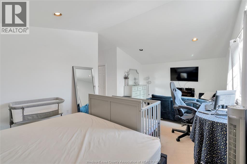 Photo 19 of 1414 Girard Drive, Lakeshore ON
