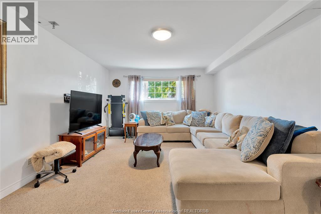 Photo 30 of 1414 Girard Drive, Lakeshore ON
