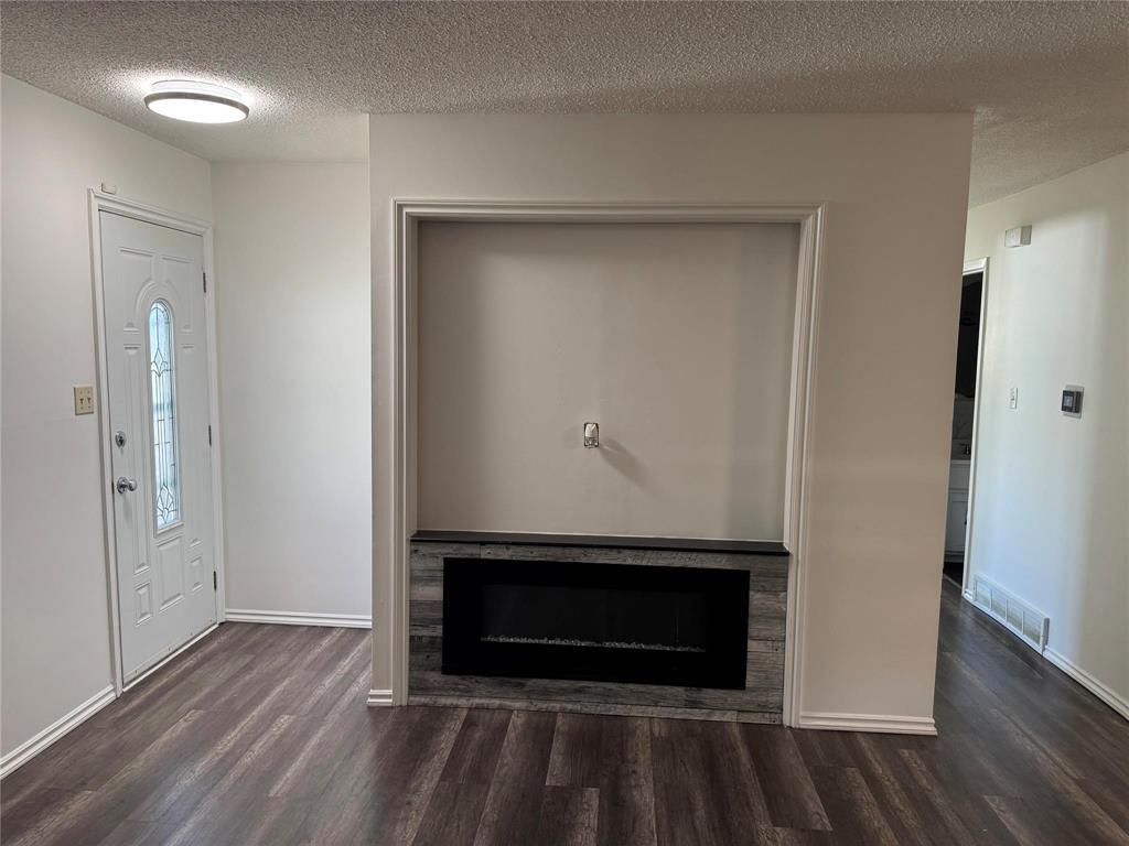 Photo 5 of 26 Leahcrest Crescent, Winnipeg MB