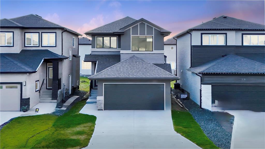 Photo 1 of 320 Crestmont Drive, Winnipeg MB