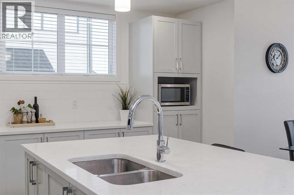 Photo 17 of 25 South Point Manor Sw, Airdrie AB