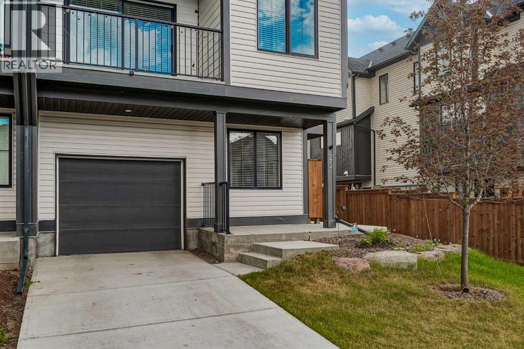 Photo 2 of 25 South Point Manor Sw, Airdrie AB